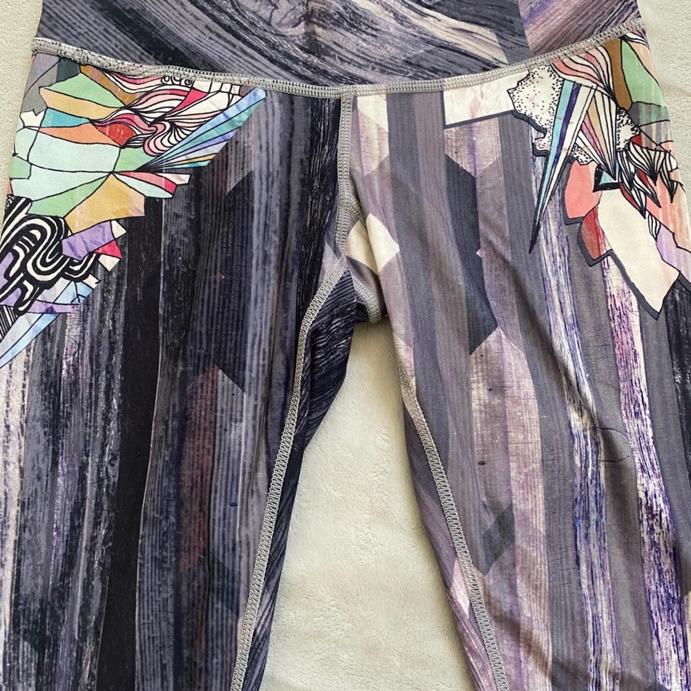 Niyama Sol Barefoot Leggings size small